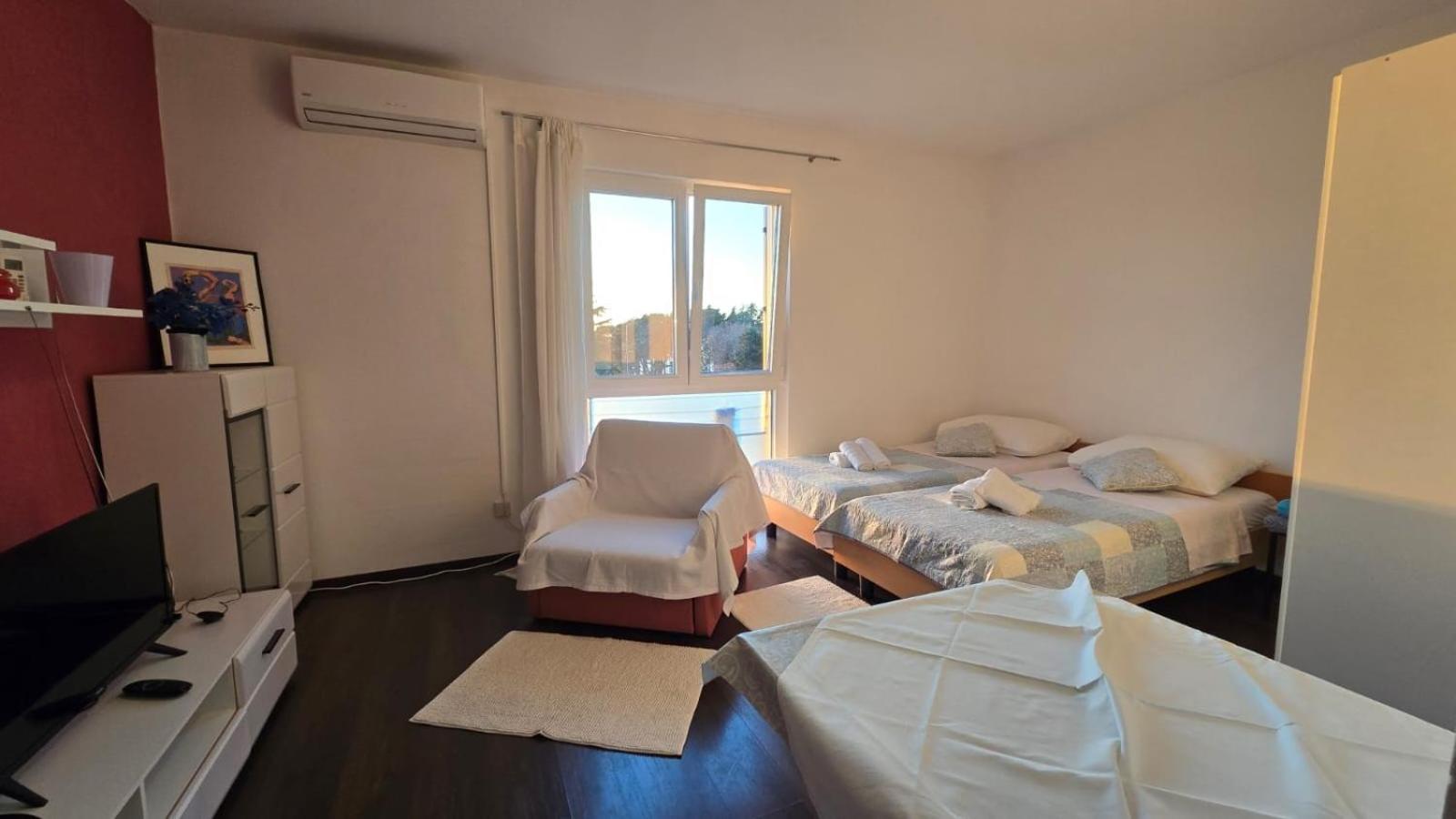 Studio Apartment Ljubica For 2 Persons 150M From The Beach Poreč Dış mekan fotoğraf
